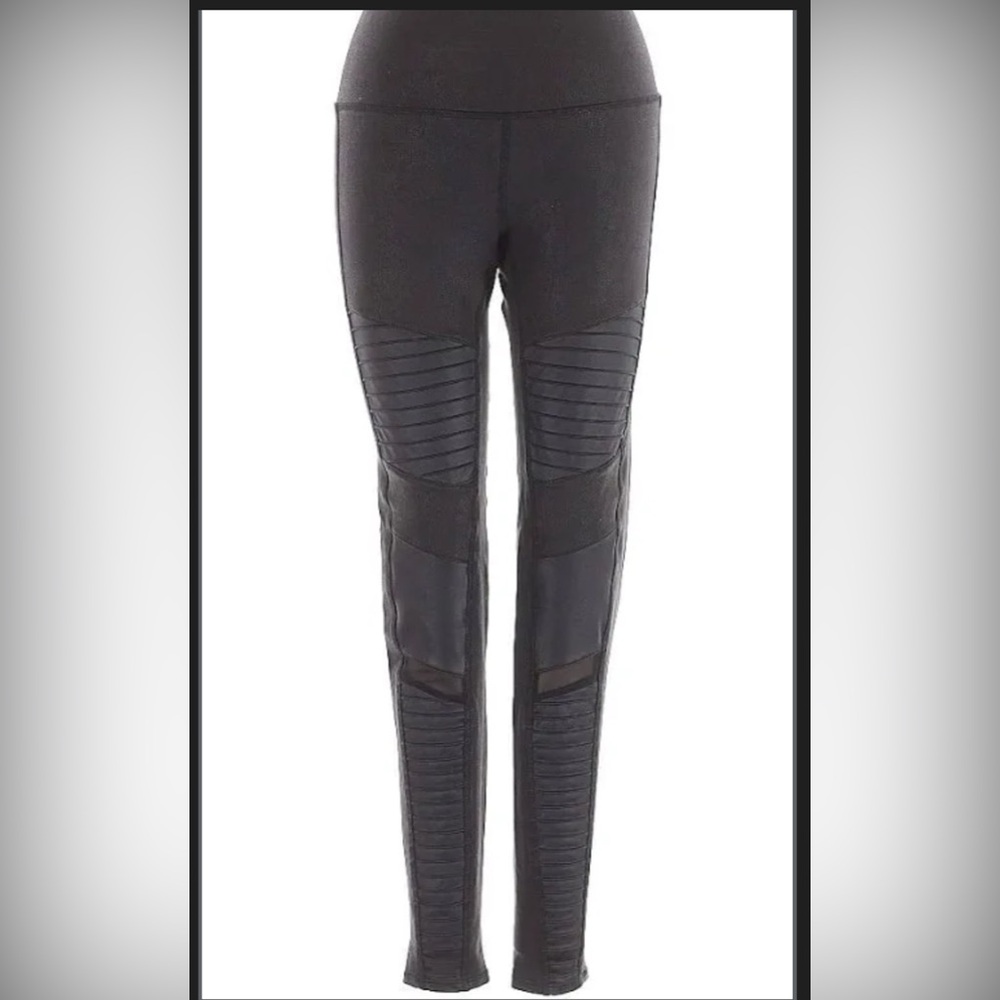 ALO Yoga Black Leggings